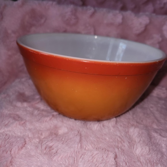Pyrex vintage flame glow orange ombre glow bowls - Picture 3 of 4